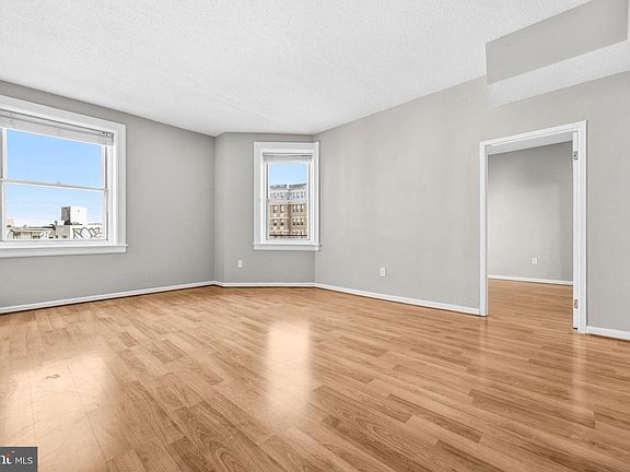 5th image of 1851 Columbia Rd NW APT 401