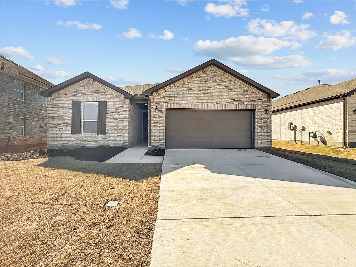 Building Photo - 664 Jupe Way