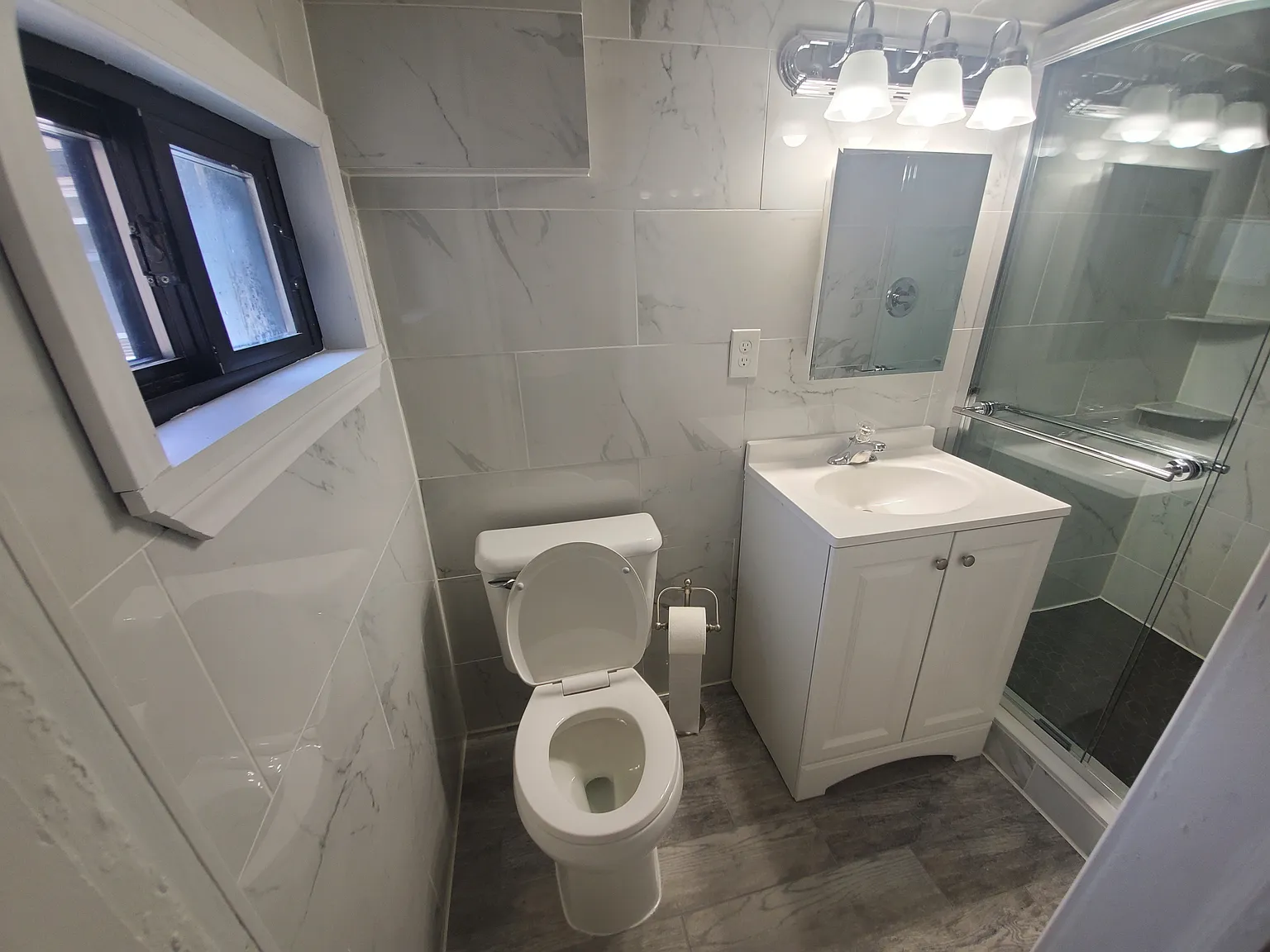 2 bed, 900 sqft, $1,095 — Photo 4