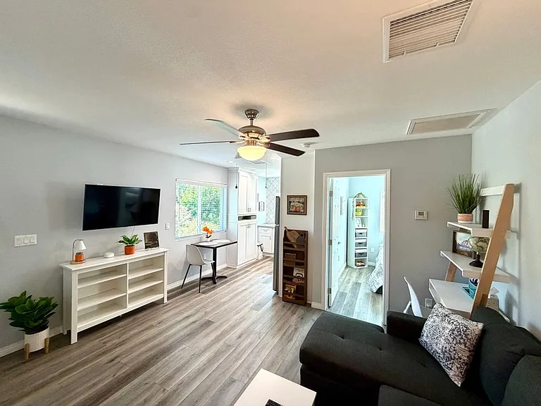 140 Princeton Ave — Photo 5