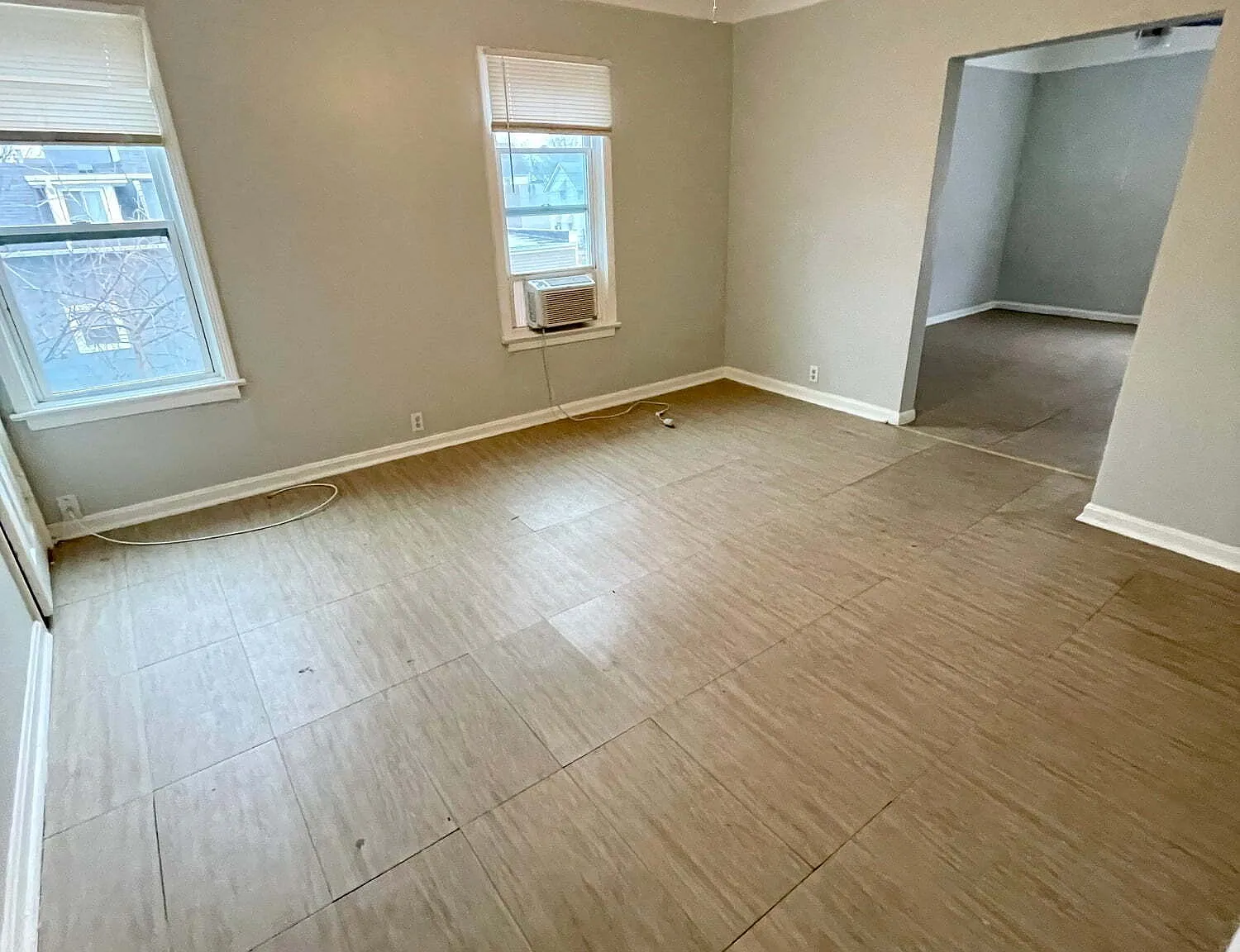 2 bed, 850 sqft, $925 — Photo 2