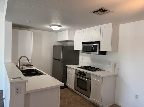 9728 Marilla Dr Unit 405, Lakeside, CA 92040