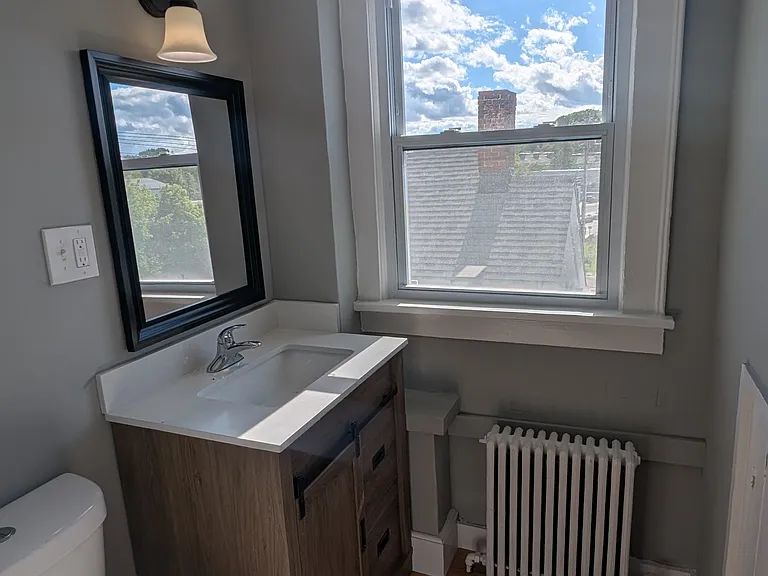 347 W Main St #3 — Photo 4