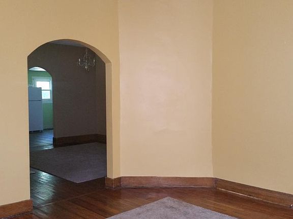 2nd image of 501 N Jefferson St