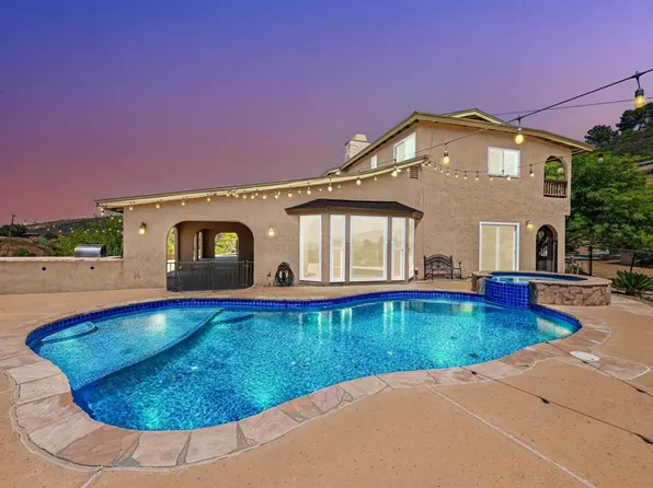 3877 Alta Loma Dr, Jamul, CA 91935