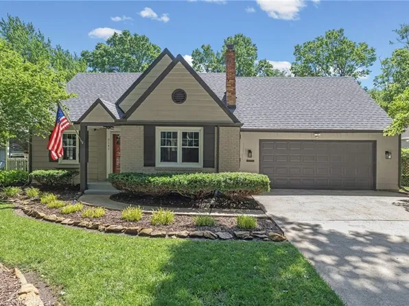 5147 Nall Ave, Roeland Park, KS 66202
