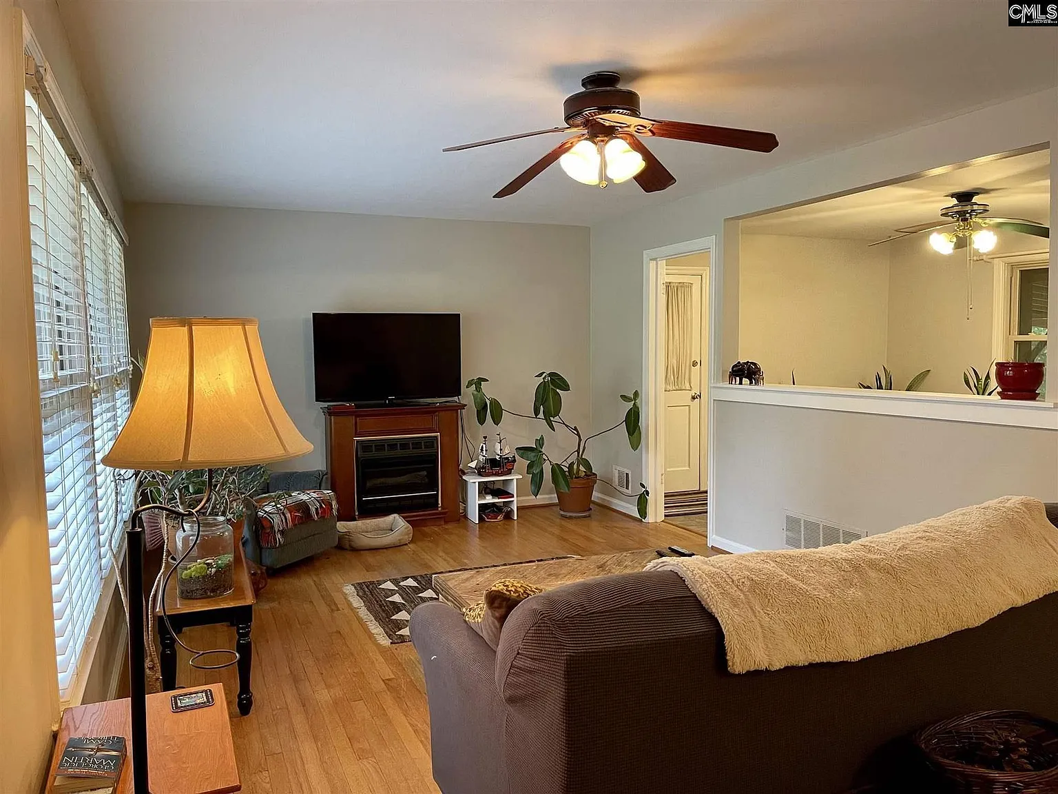 4 bed, 1900 sqft, $2,250 — Photo 4
