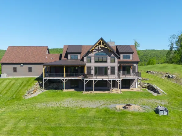 1276 Poginy Hill Road, Newport Town, VT 05857