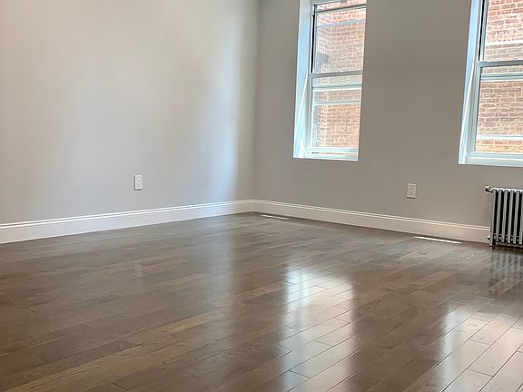 5th image of 514 W 211th St APT 5H