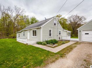 467 Brown St, Grass Lake, MI 49240