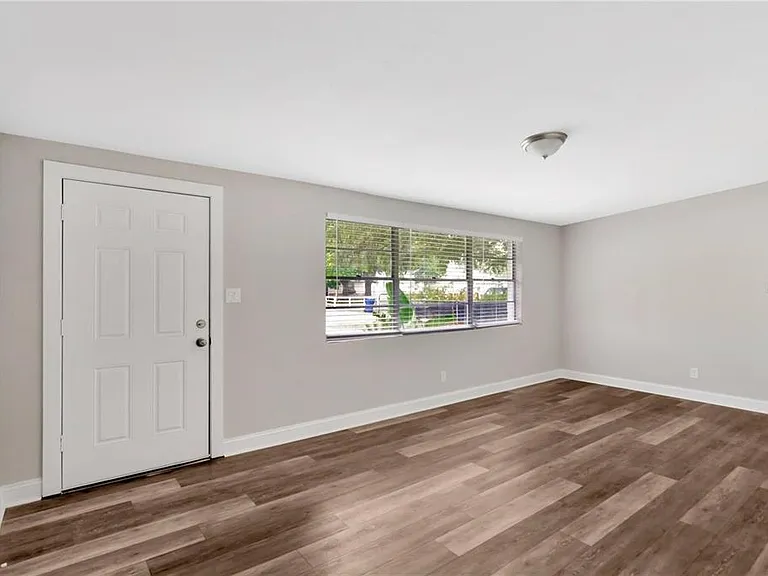 4105 W Mango Ave — Photo 13