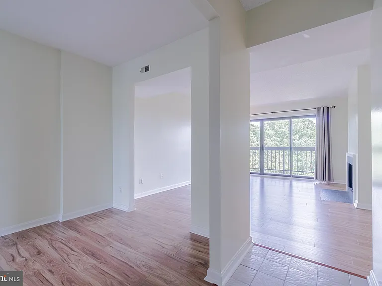 805 N Howard St #438 — Photo 6