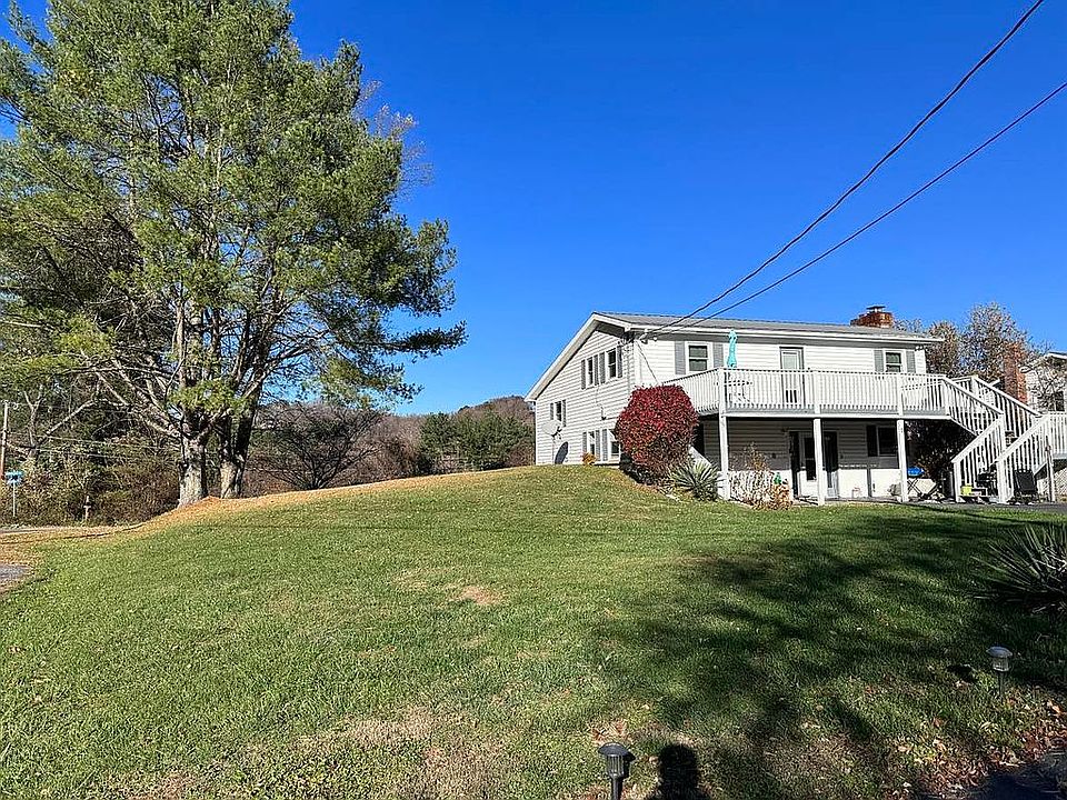 220 Caroline Drive