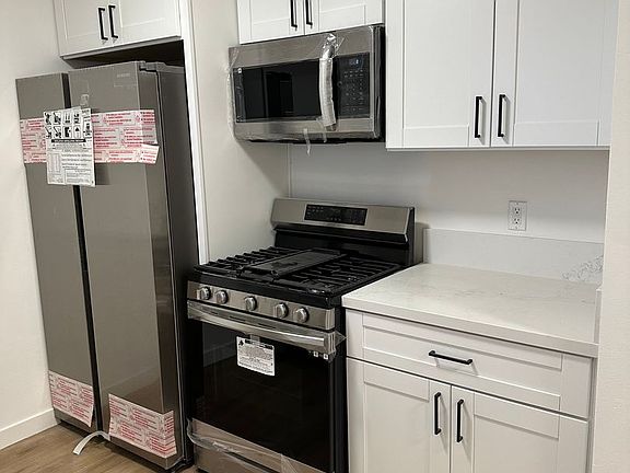 2nd image of 1850 Camden Ave APT 15