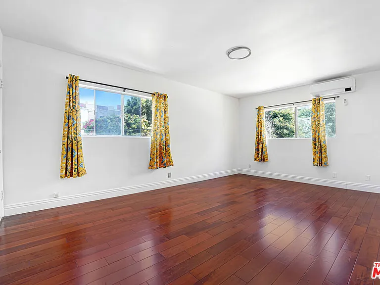 7139 Hawthorn Ave #3 — Photo 6