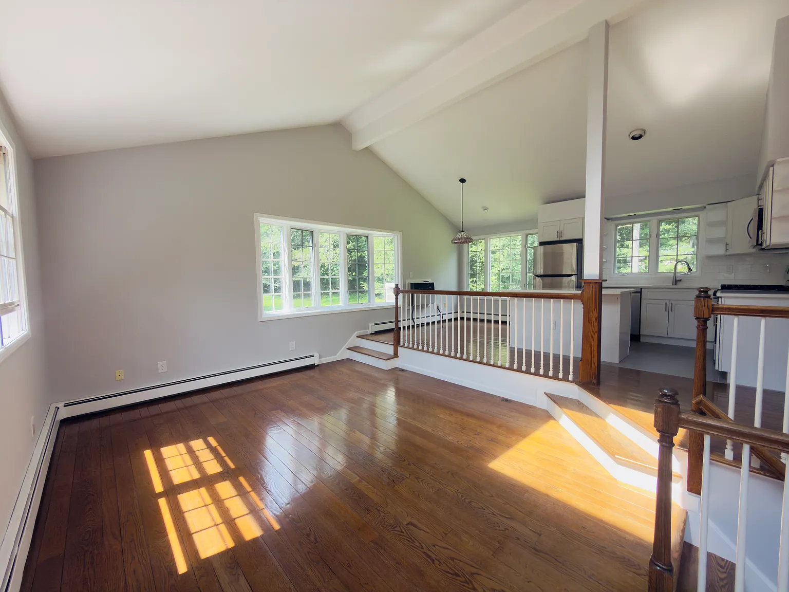 2 bed, 883 sqft, $3,980 — Photo 1