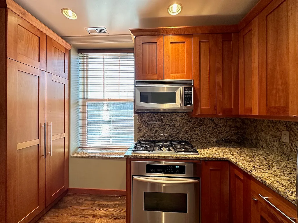 Astonishingly Beautiful 2 Bed, 1 Bath at Bosworth + Addison (Wrigleyville) — Photo 4