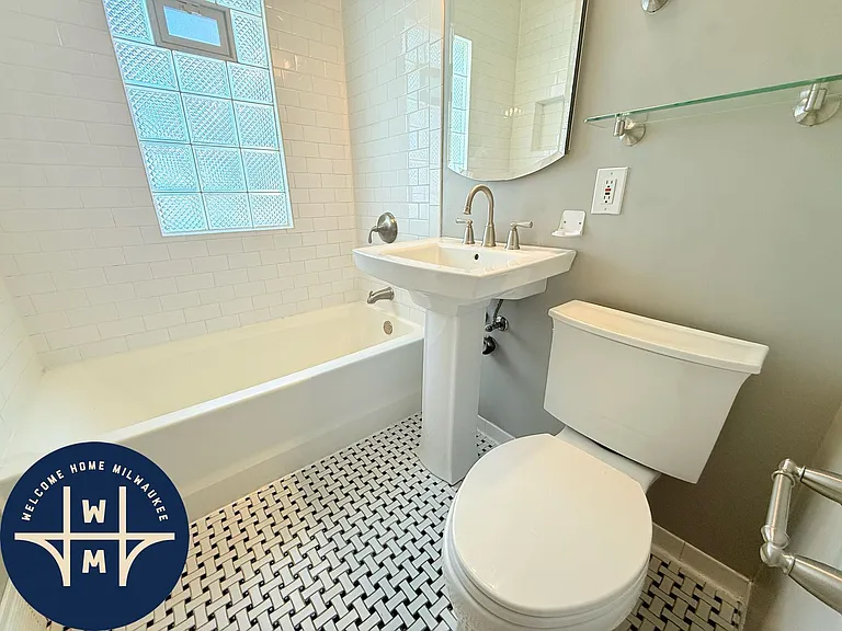 5065 N Berkeley Blvd — Photo 13