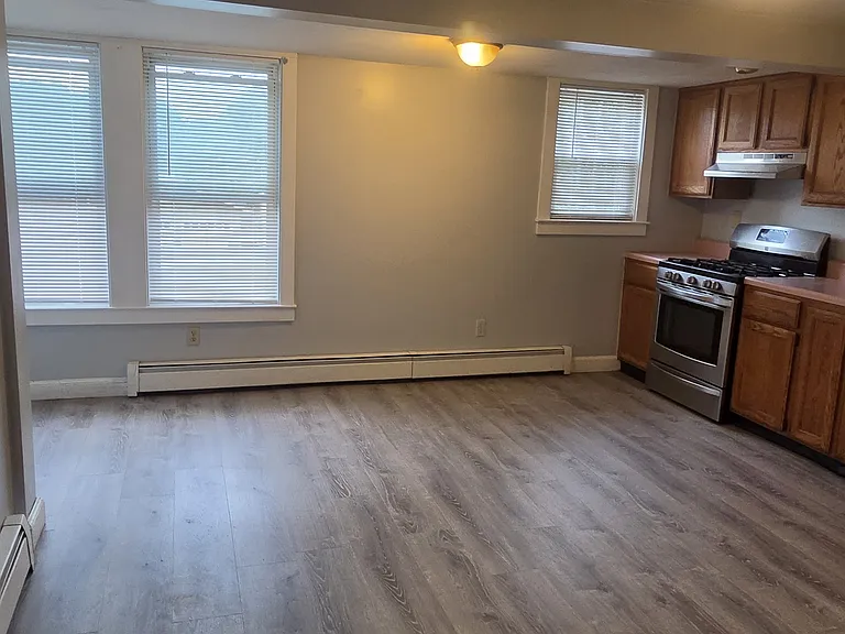 128 Weare St #2 — Photo 13