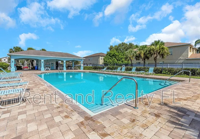 12107 Fern Haven Ave — Photo 22