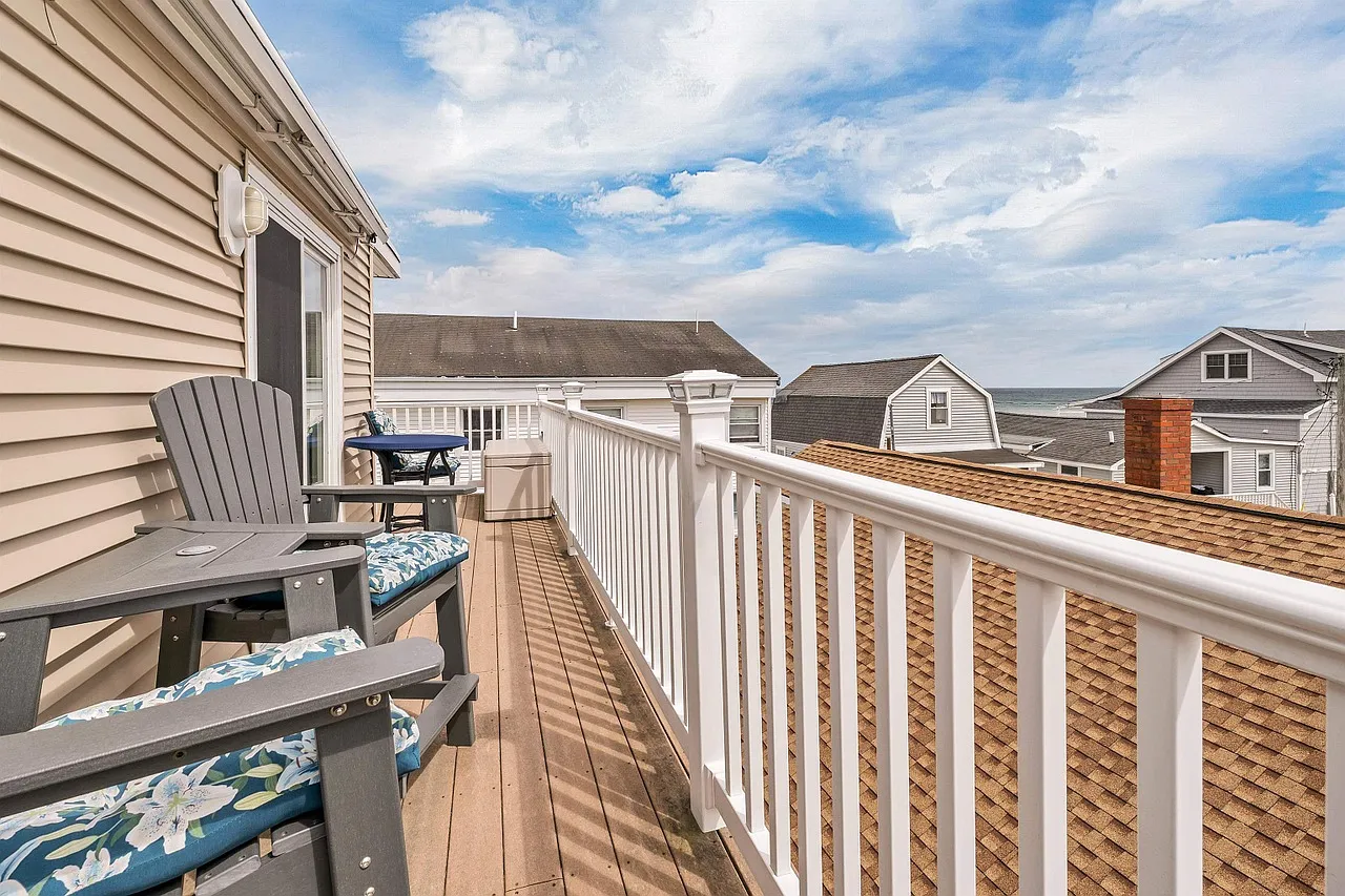 2 bed, 750 sqft, $2,850 — Photo 1