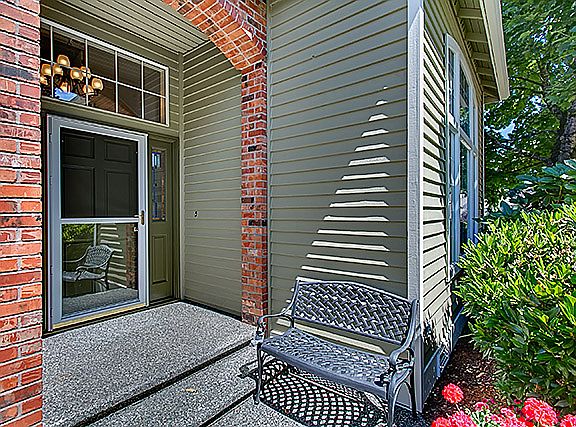 3rd image of 16217 126th Ave NE