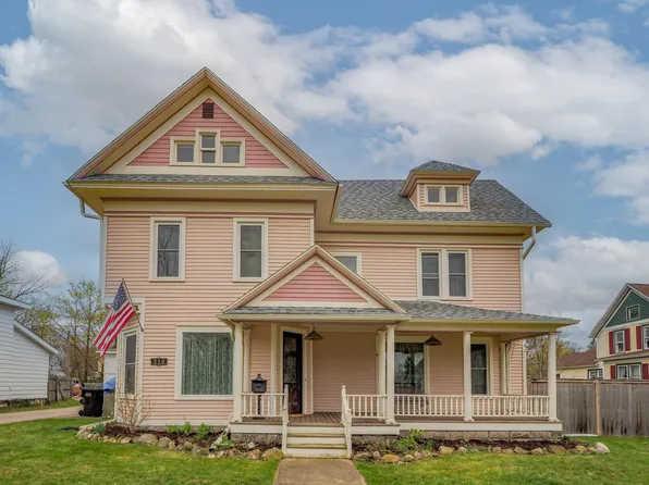 310 E Bridge St, Plainwell, MI 49080