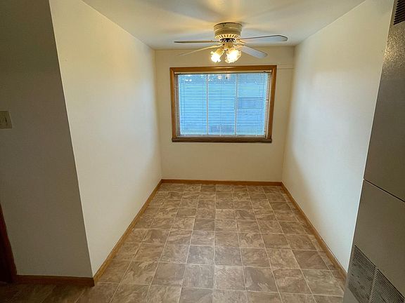 3rd image of 4518 6th Ave