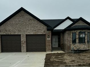 437 Corinth Circle Ln #237, Dundee, MI 48131