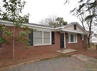 1438 Chippendale Rd, Charlotte, NC 28205