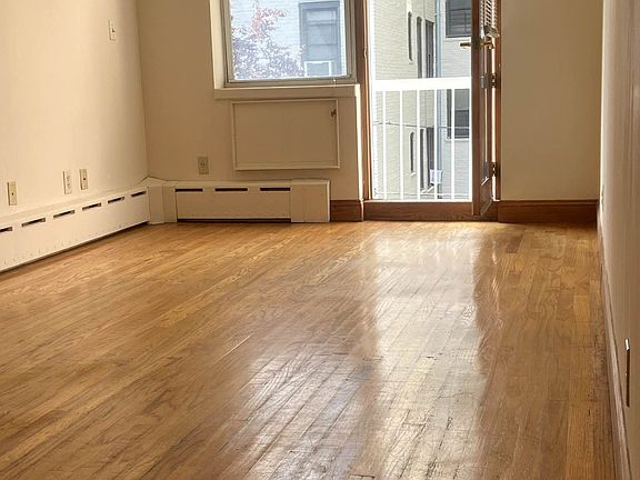 4th image of 4548 47th St APT 2B