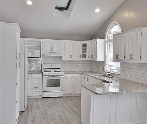 3rd image of 6793 Middlebrook Blvd