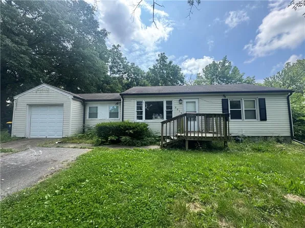 6615 Fairway Dr, Kansas City, MO 64129