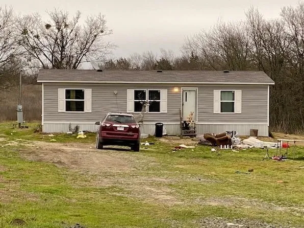 1204 Lcr 406, Groesbeck, TX 76642