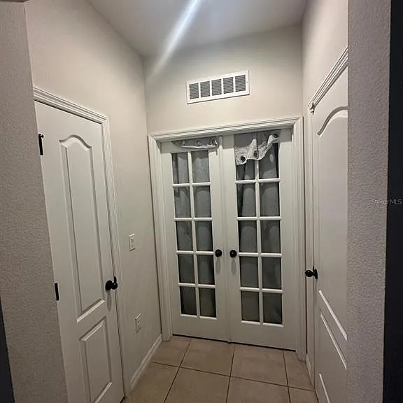 1382 Riley Cir — Photo 3