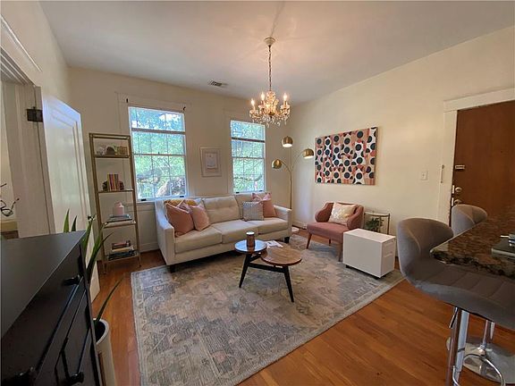 4th image of 4506 Saint Charles Ave #H