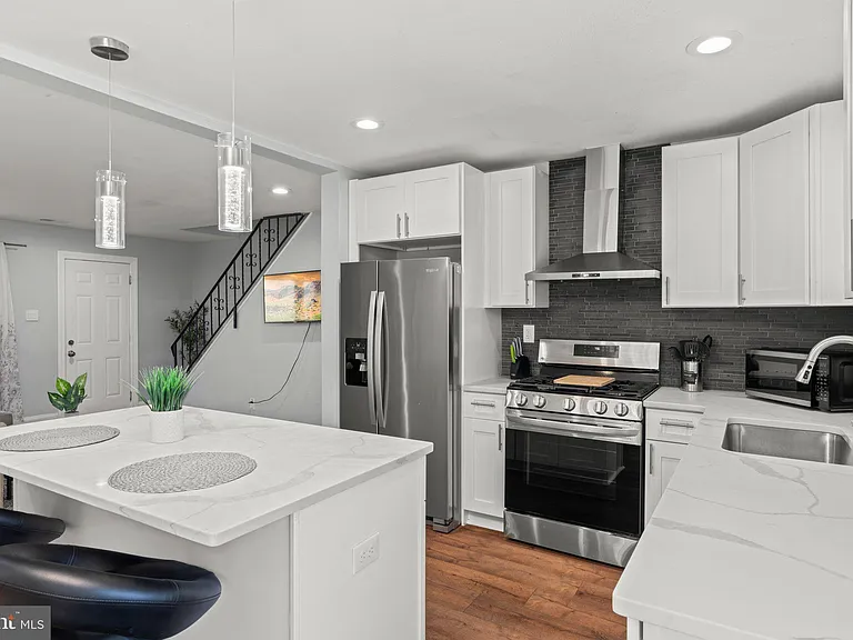 124 Pennypacker Dr — Photo 15