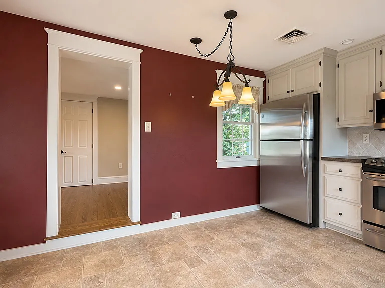 1592 Old Line Rd — Photo 8