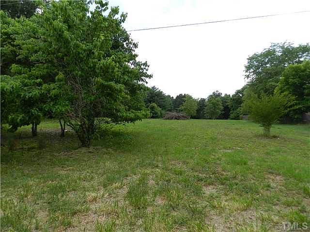 2nd image of 1324 Bass Lake Rd