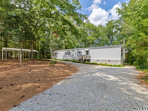 675 Hawthorne Dr, Bracey, VA 23919