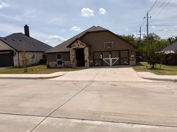 314 Pleasant View Dr, Weatherford, TX 76086