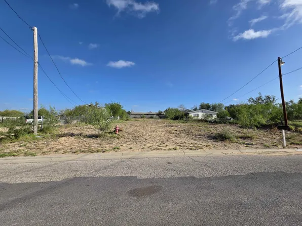 611 Hernandez, El Cenizo, TX 78046