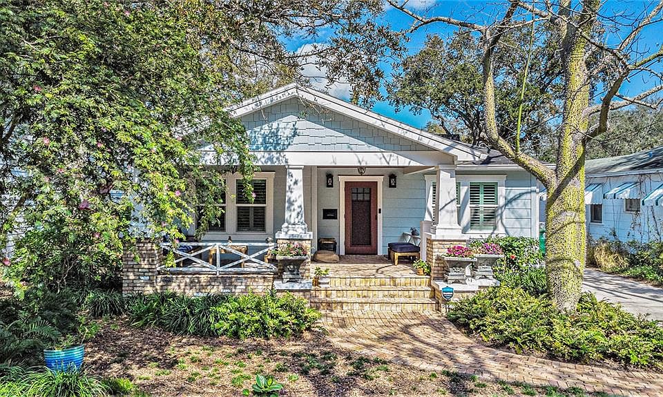 1st image of 3313 W PALMIRA AVENUE