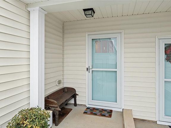 2nd image of 5 Finley Ridge Way