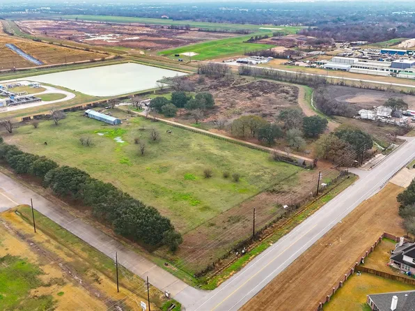 10437 Clodine Rd, Richmond, TX 77407