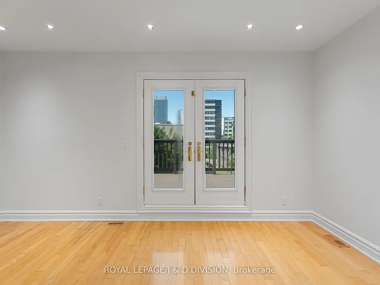 6 Huntley St — Photo 27