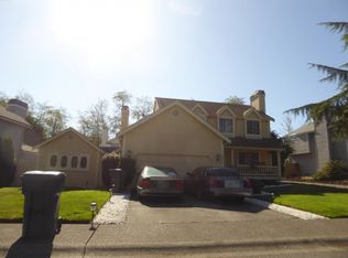 1011 SW 314th Pl, Federal Way, WA 98023