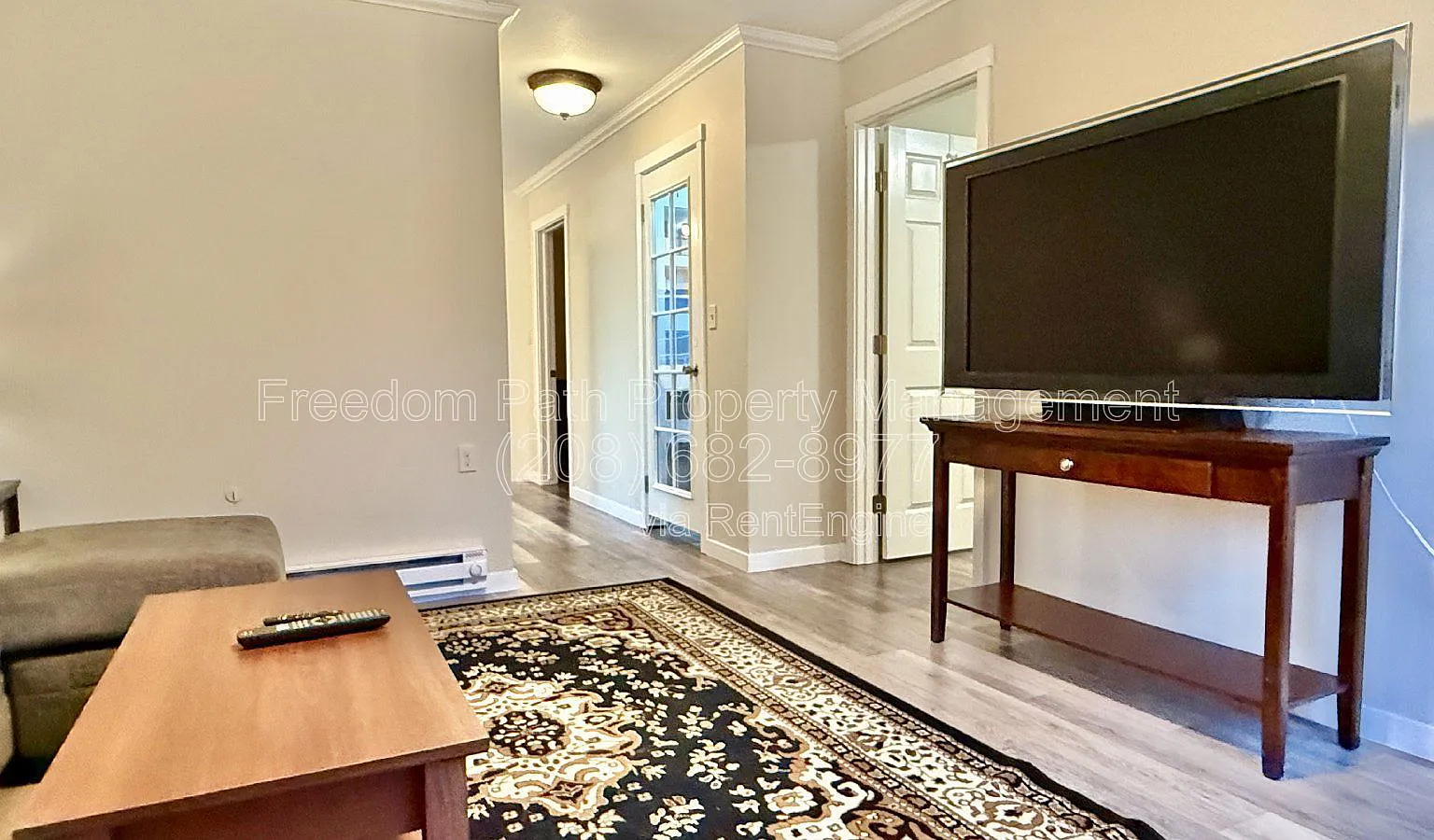 2 bed, 1.0 bath, 1000 sqft, $1,595 — Photo 3