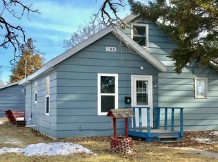 603 2nd St NE, Roseau, MN 56751