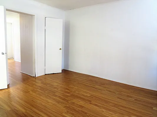 Rented by Capri Jet Realty Corp | media 4
